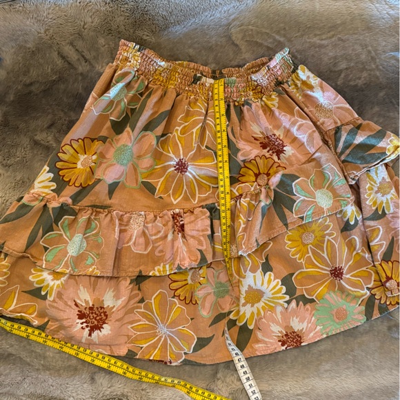 Roxy tiered cotton mini skirt, smocked waist. Swim cover up. Women’s Medium - Picture 3 of 7